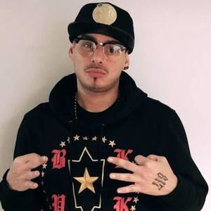 Meet your Posher, Wilson